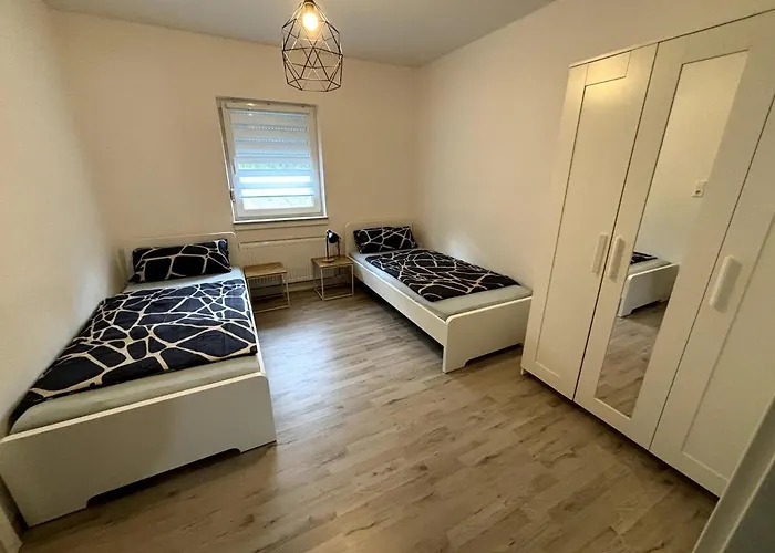 Documenta Stadt Bis Zu 5 Personen דירה *